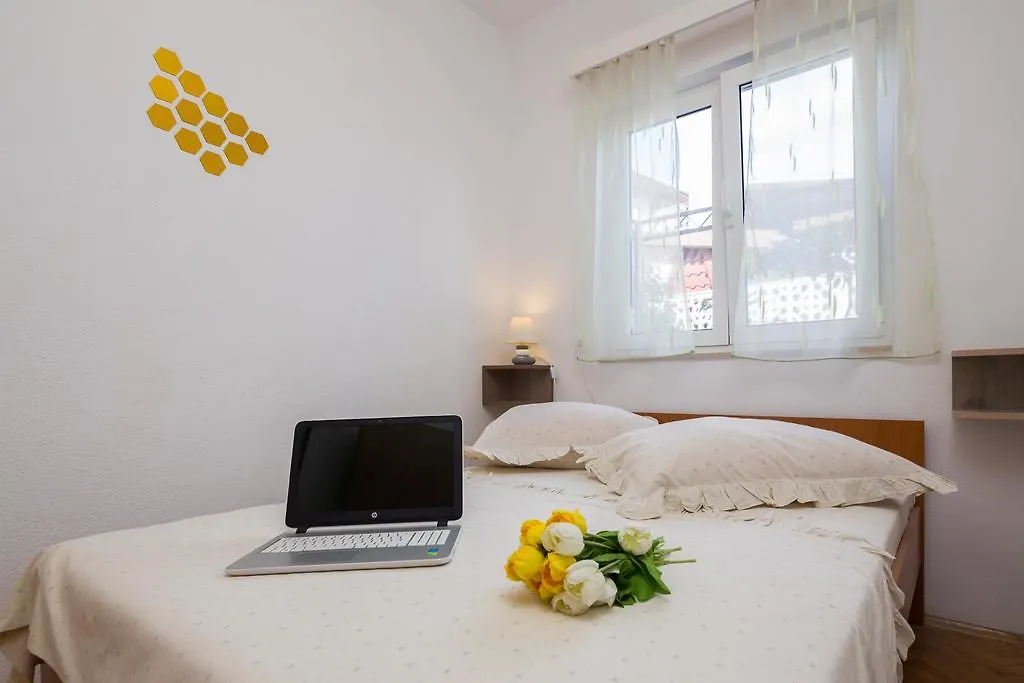 Apartments Av Rako Трогир